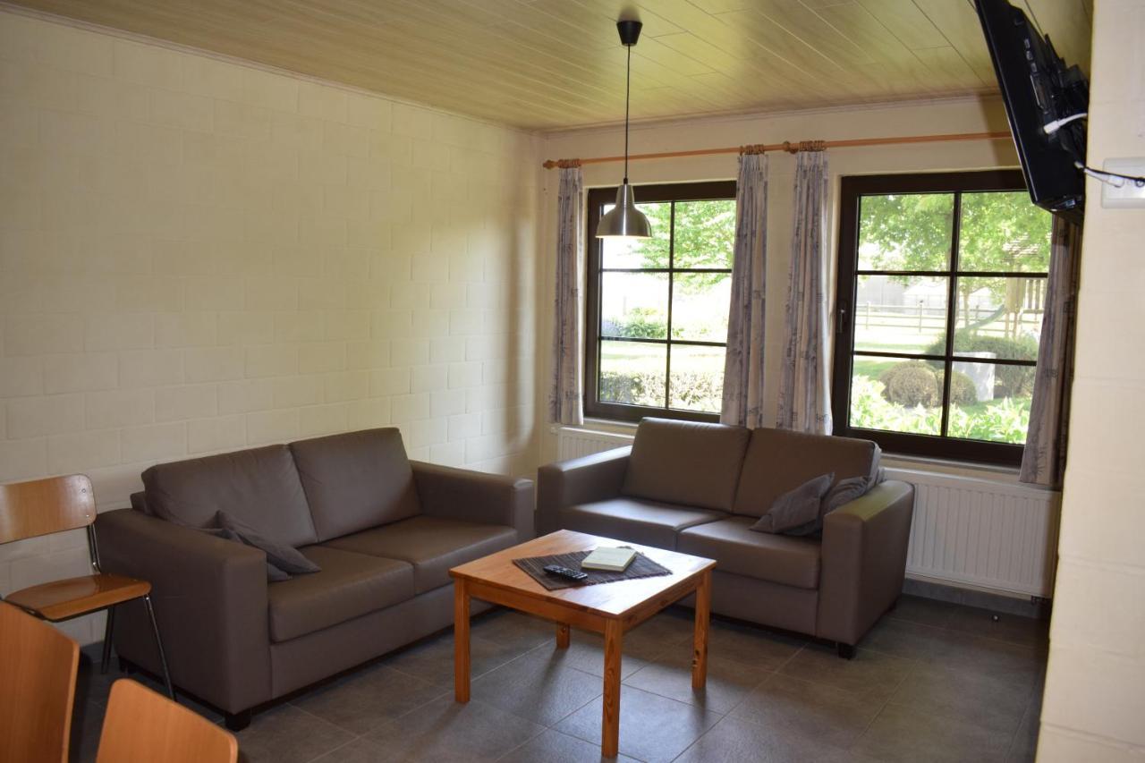 De Meiboom Vakantiehoeve Tot 21 Pers Langemark 외부 사진